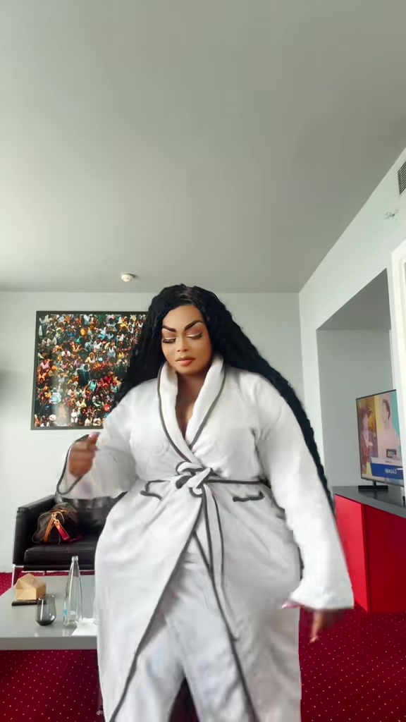 @EUDOXIE YAO
