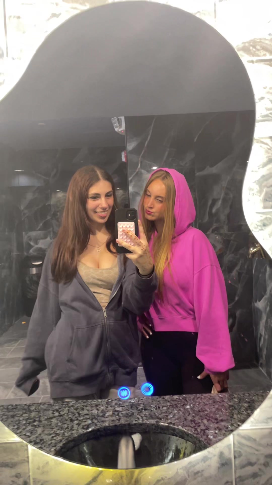 @𝓜𝓪𝓭𝓭𝓲💋🍒