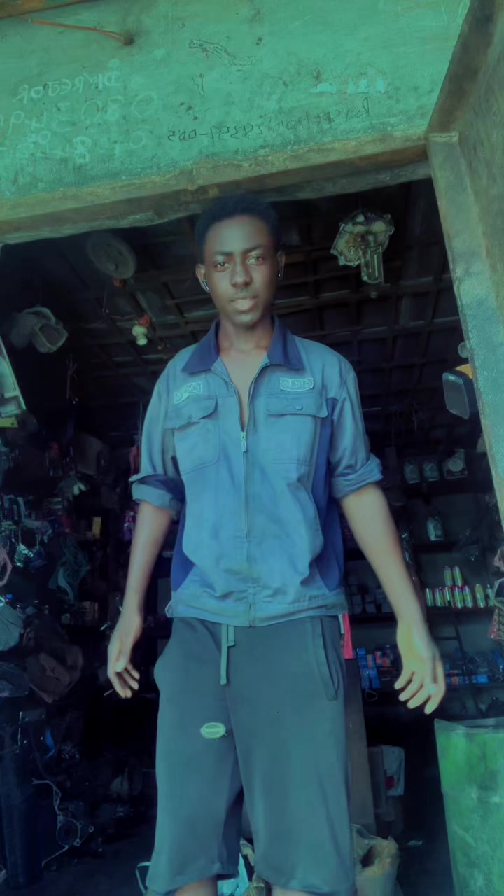 @Famous mechanic👨🔧⚙️🩵