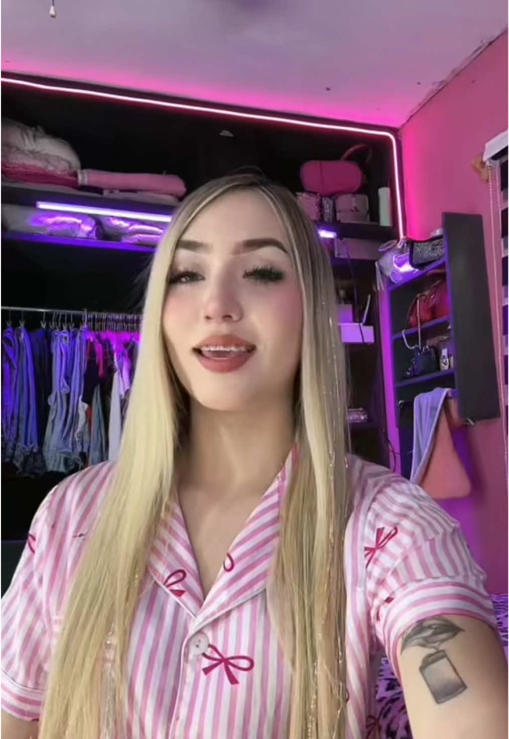 @Sarahiiii$