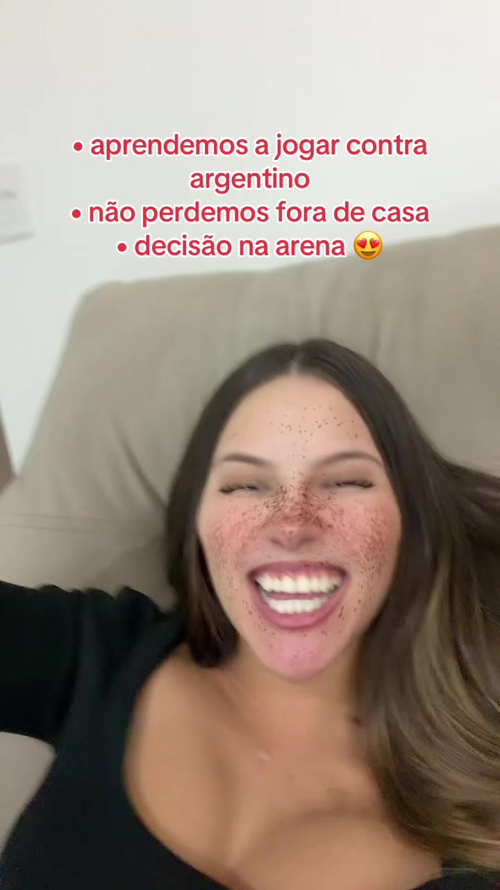 @Nicolle Nacamura 🦋