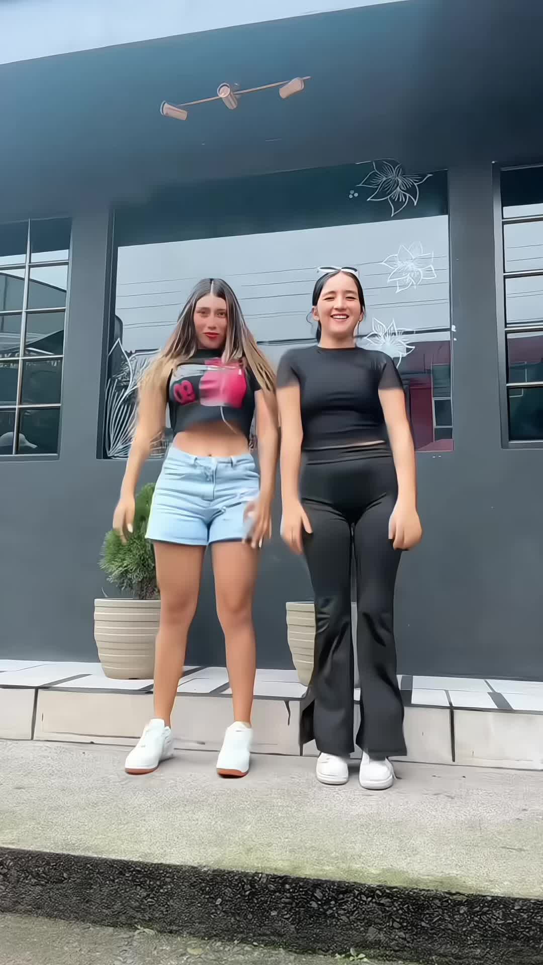 @Eva