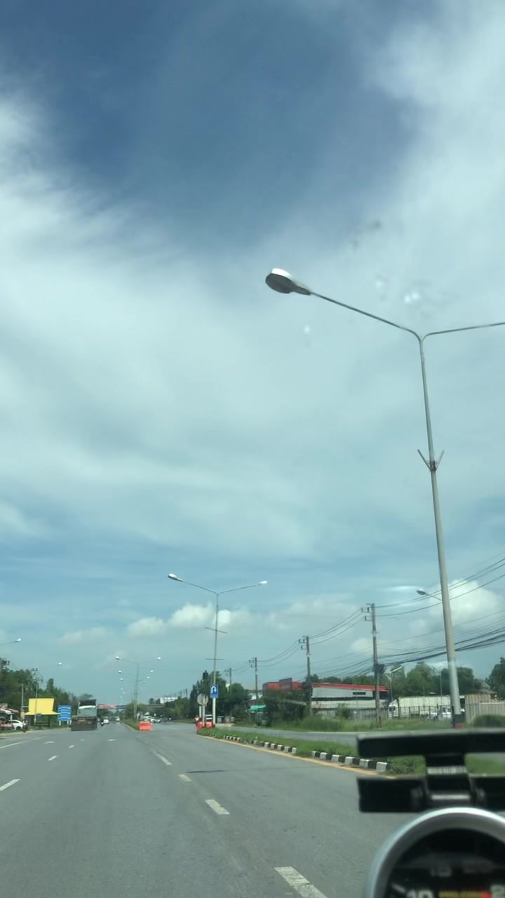 @เอียดพี เด็กใต้สองเล