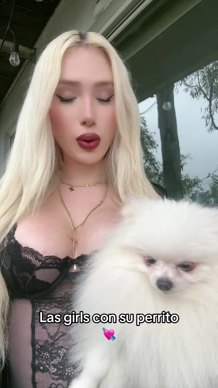 @Alessandradelliolova
