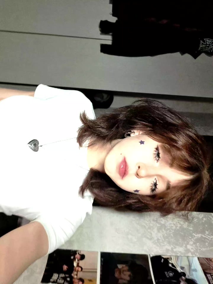 @xidhs@