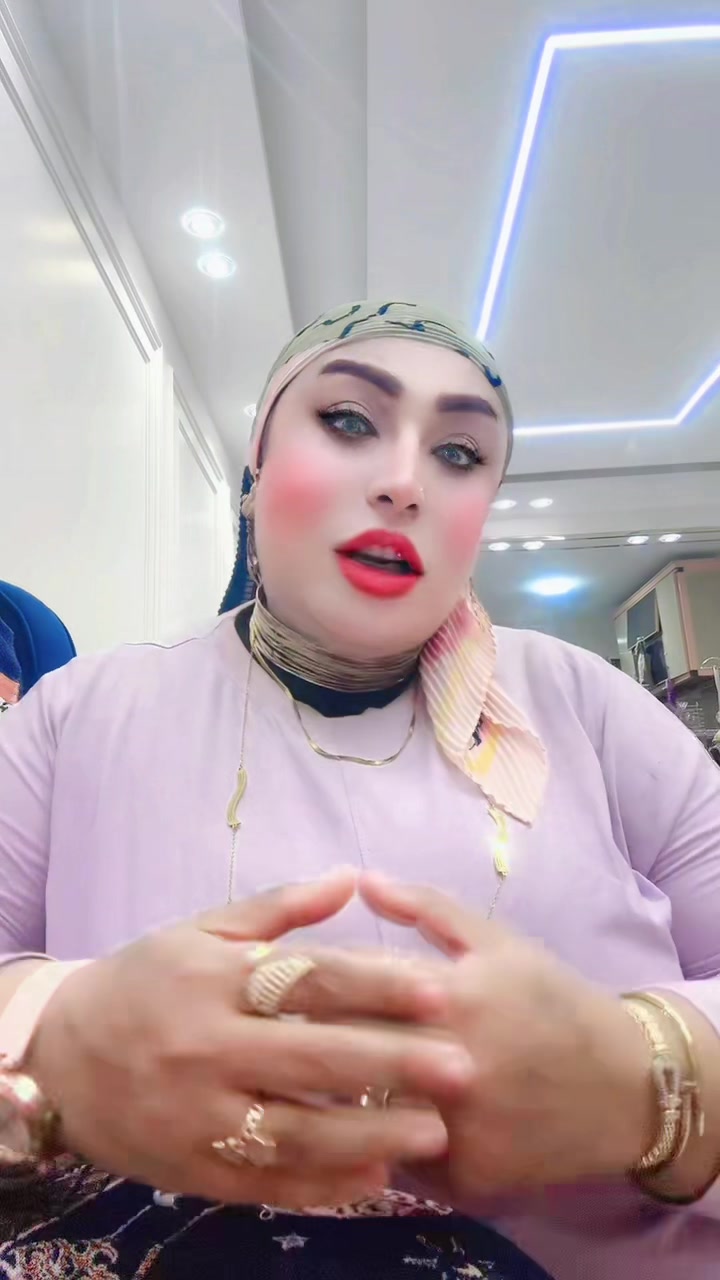 @Hemmat 🦉🫰🥰DIVA☺️🧡😘