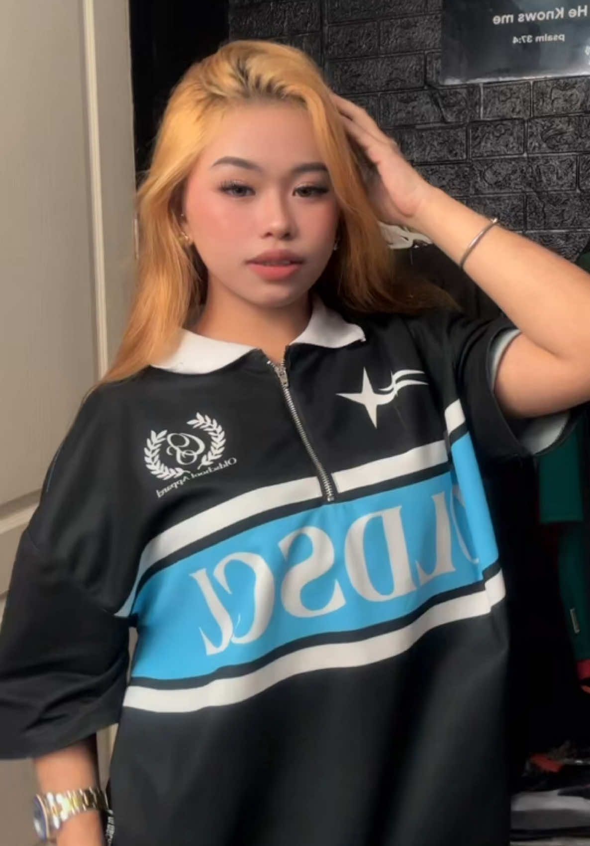 @OLDSCHOOL APPAREL STORE