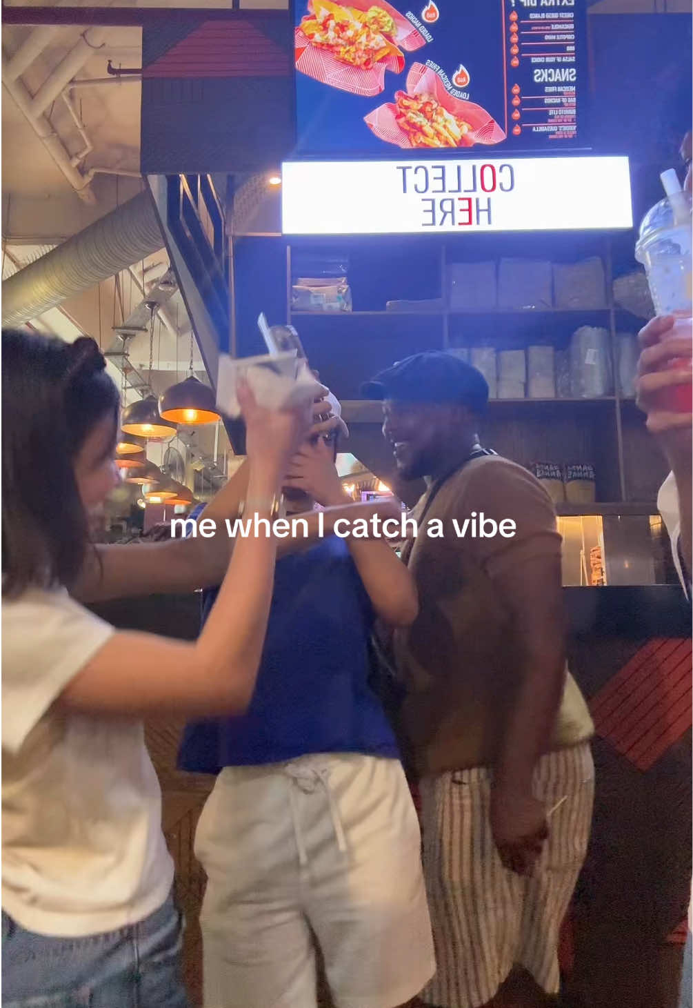 @heyitzoej