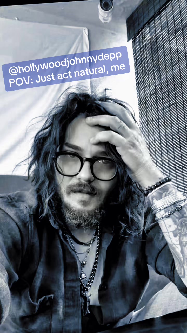 @Hollywoodjohnnydepp