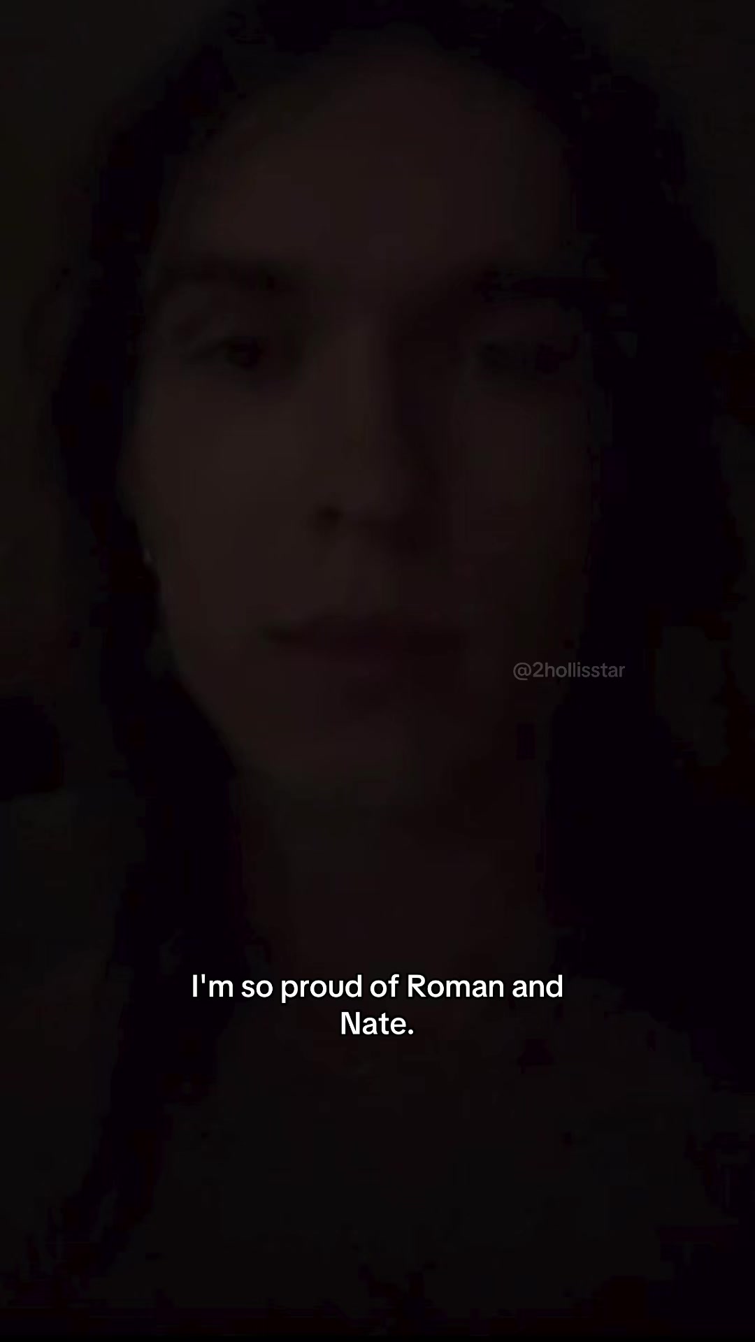 @2hollisstar