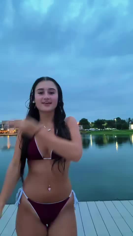 @ella bella