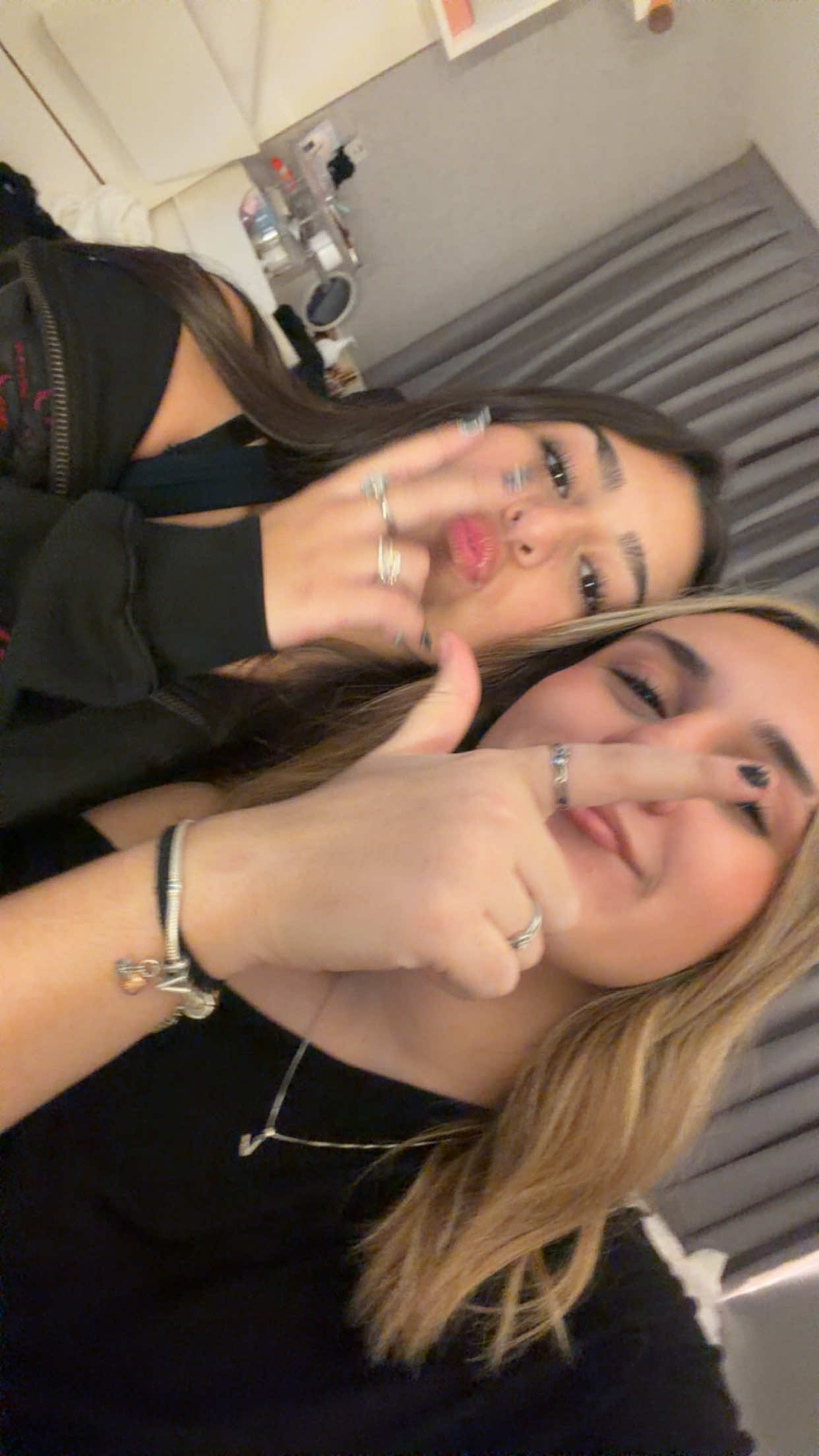 @valenn
