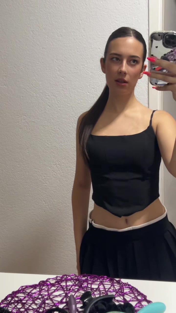 @teodoraa