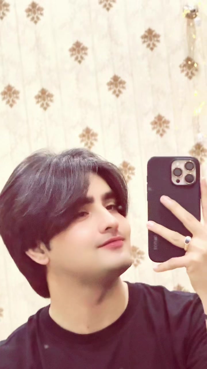@ArSalankhAnEli😎