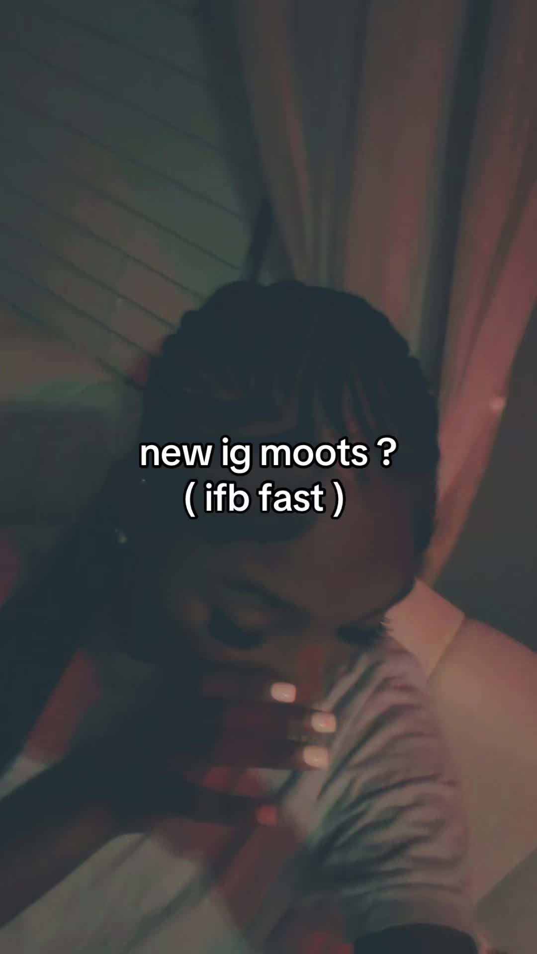 @ᥫ᭡.