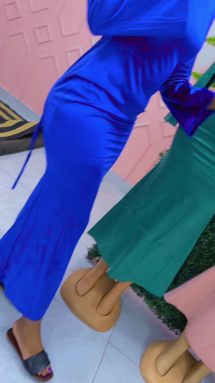 @QueensGold 01.15.490.260