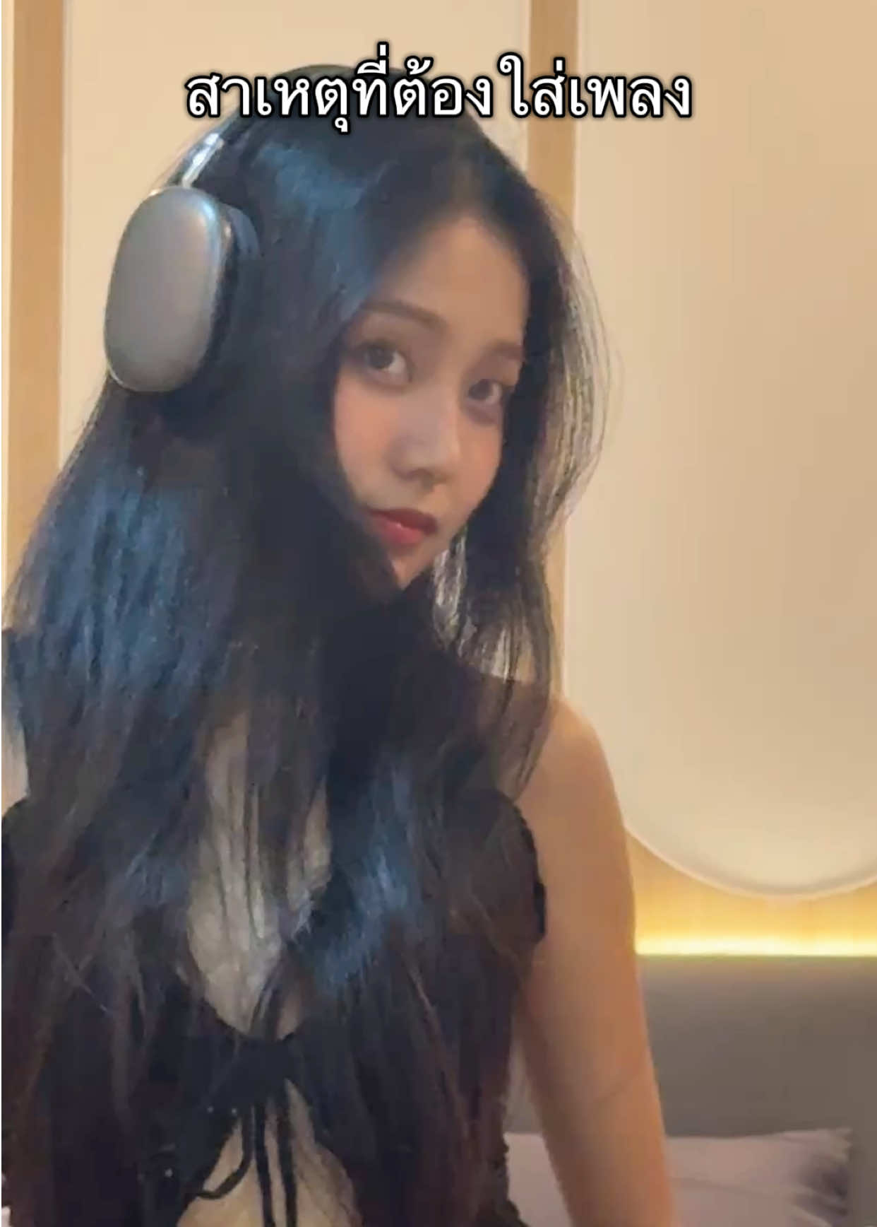 @moameow