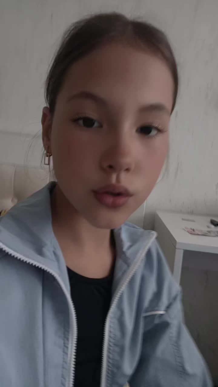 @Anna Dybova