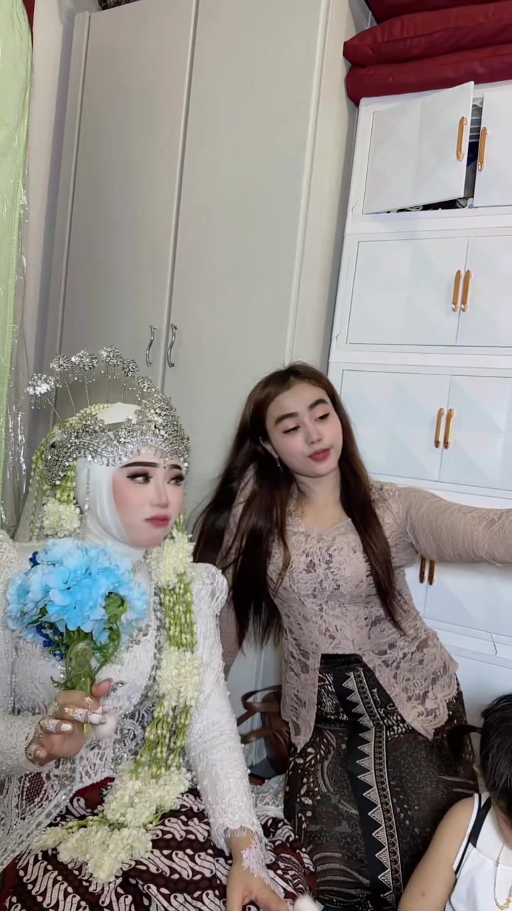 @hanacollections02