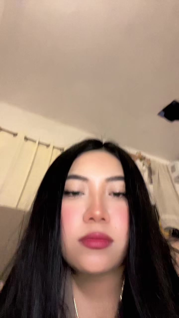 @:3