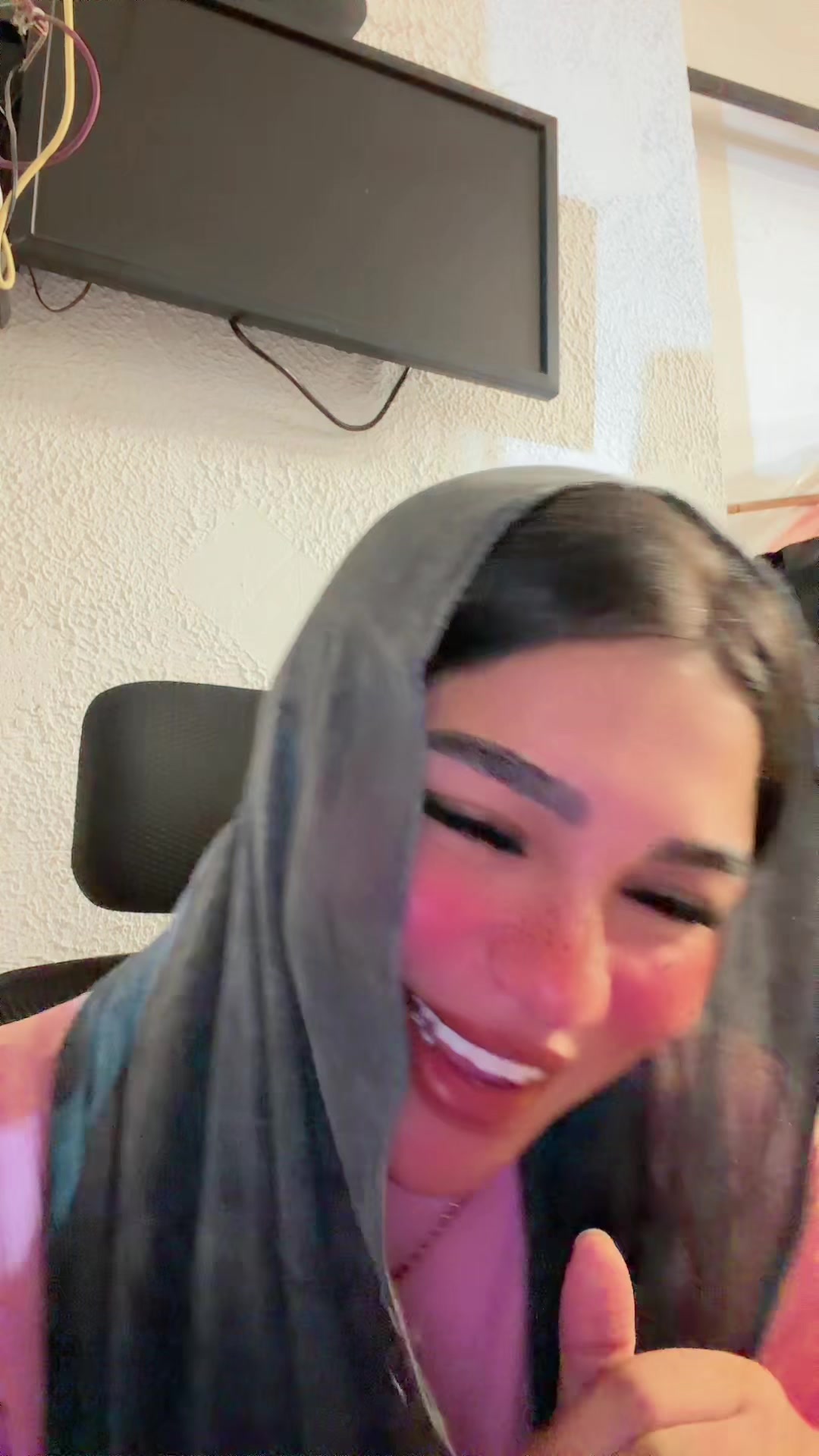 @LOGYELSONY