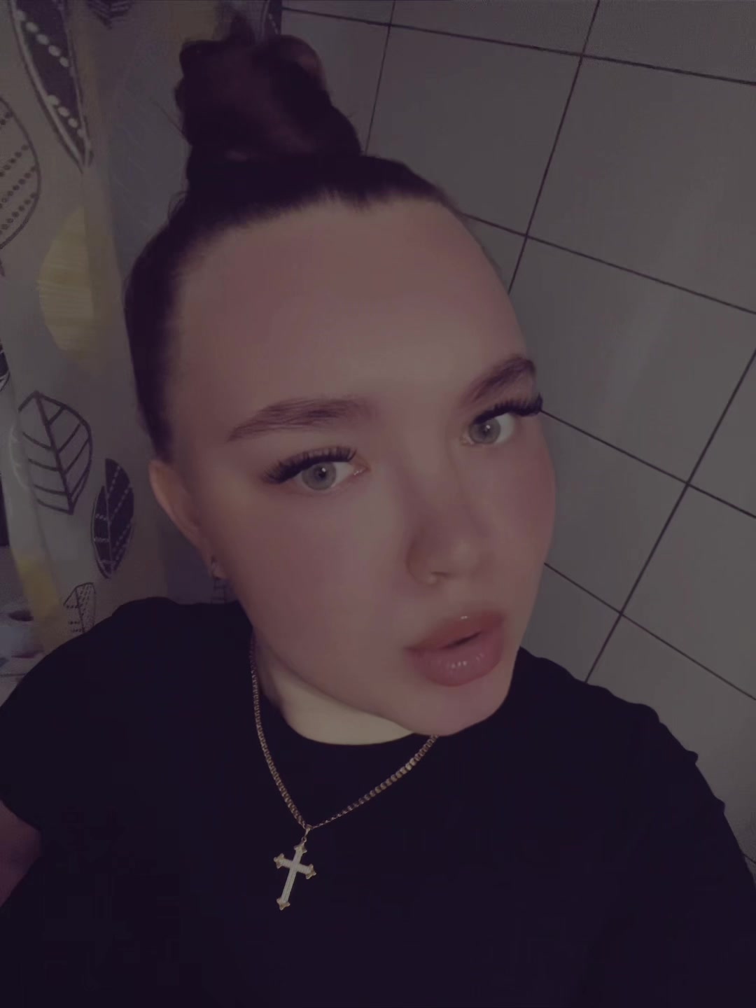 @viks_lips