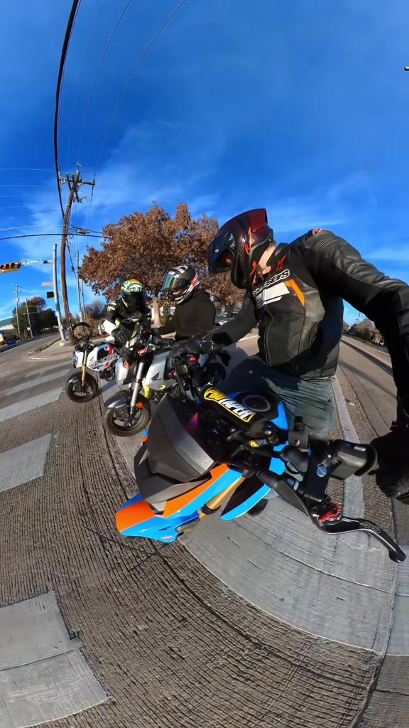 @MotoBros