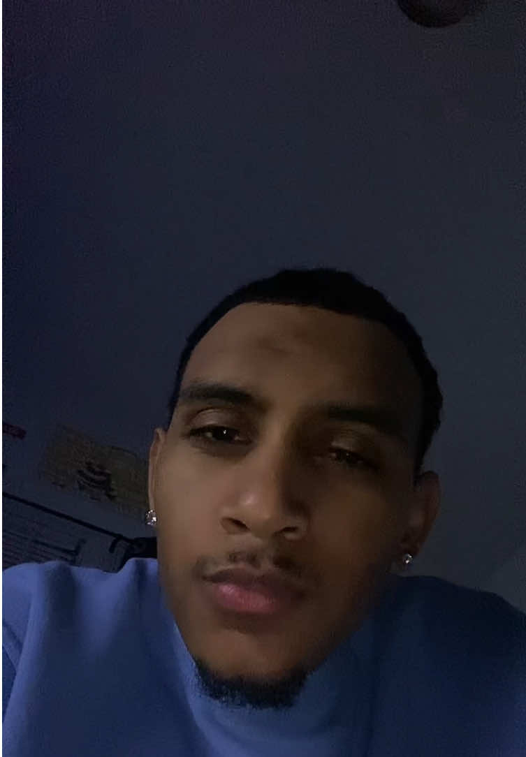 @3veryBodyHatesCam 🫶🏽