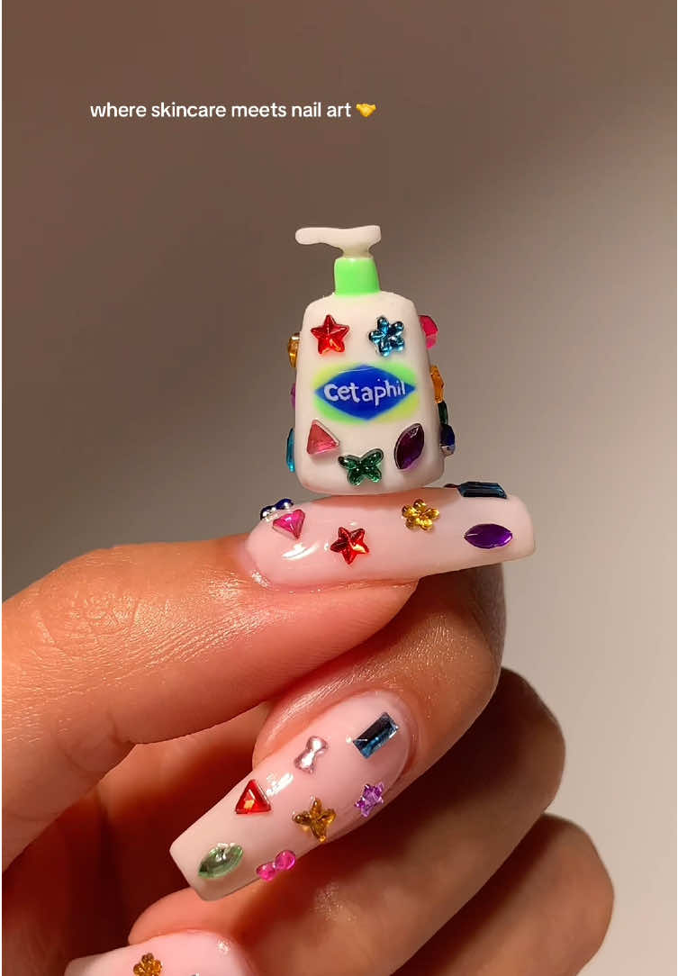 @denasnails ☆