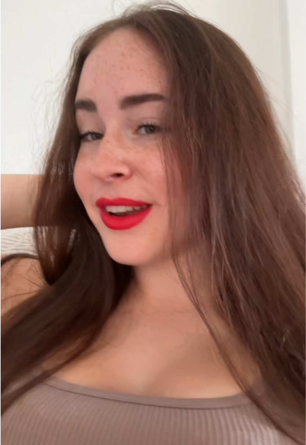 @𝐂𝐡𝐚𝐫𝐥𝐨𝐭𝐭𝐞 🥥🎀