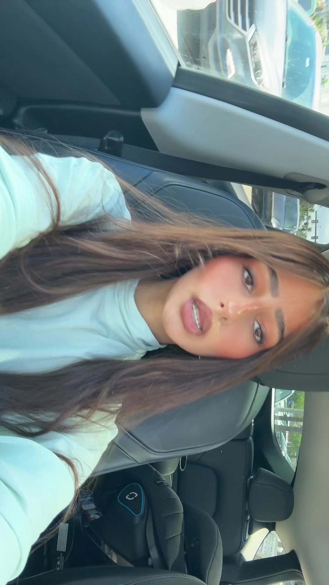 @Chaya | fashion & makeup