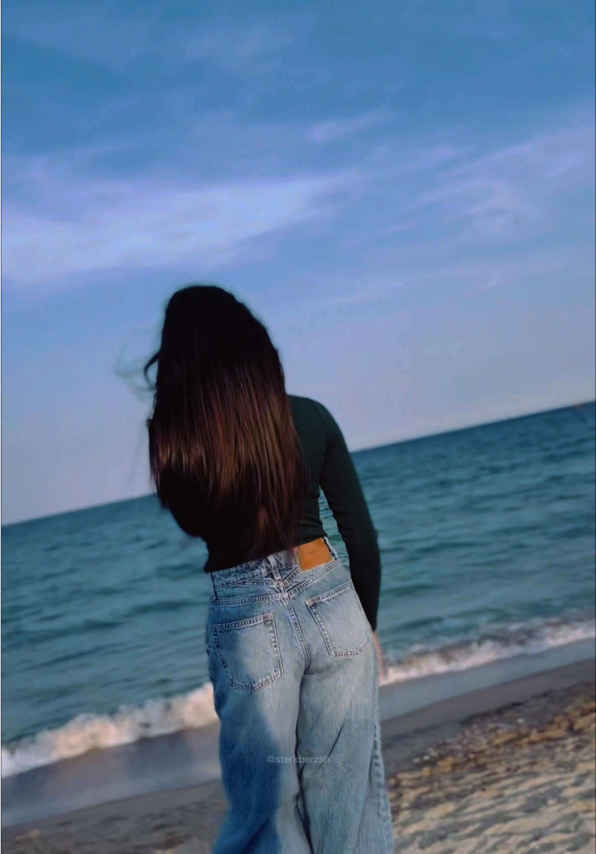 @Tharu ✨ 🇹🇩