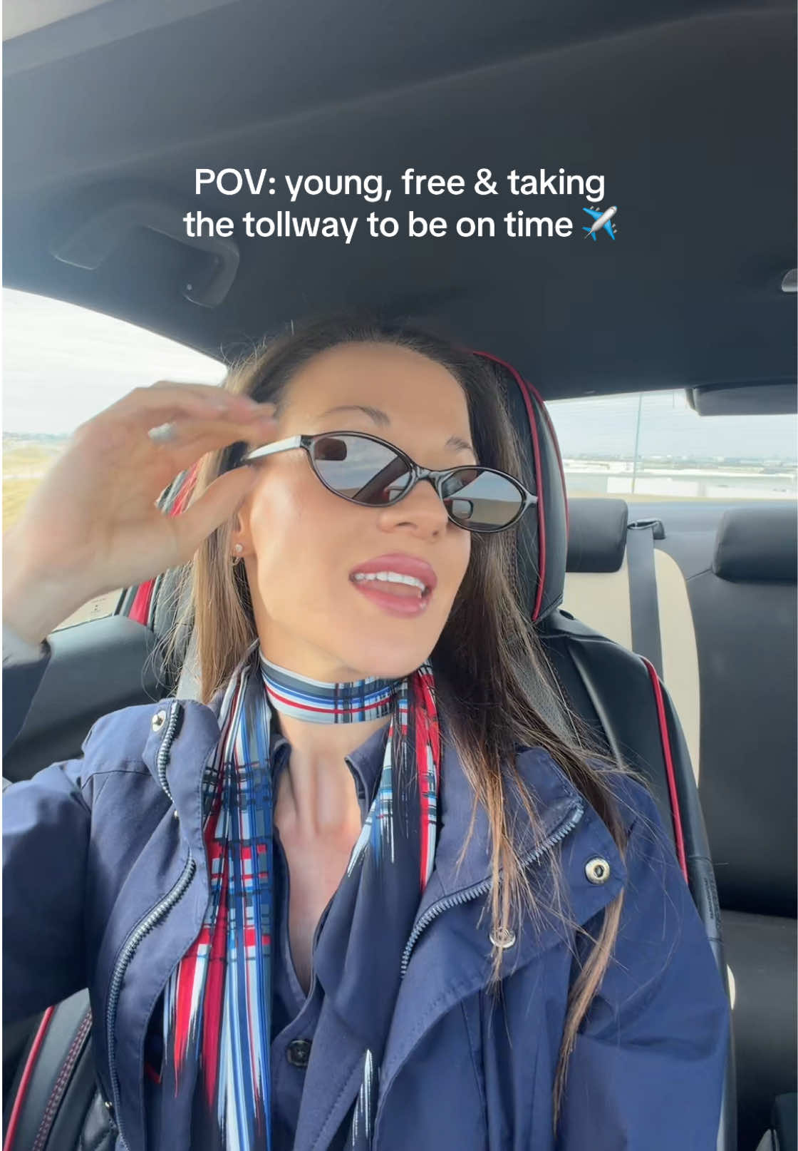 @Kat ✈️ Flight Attendant