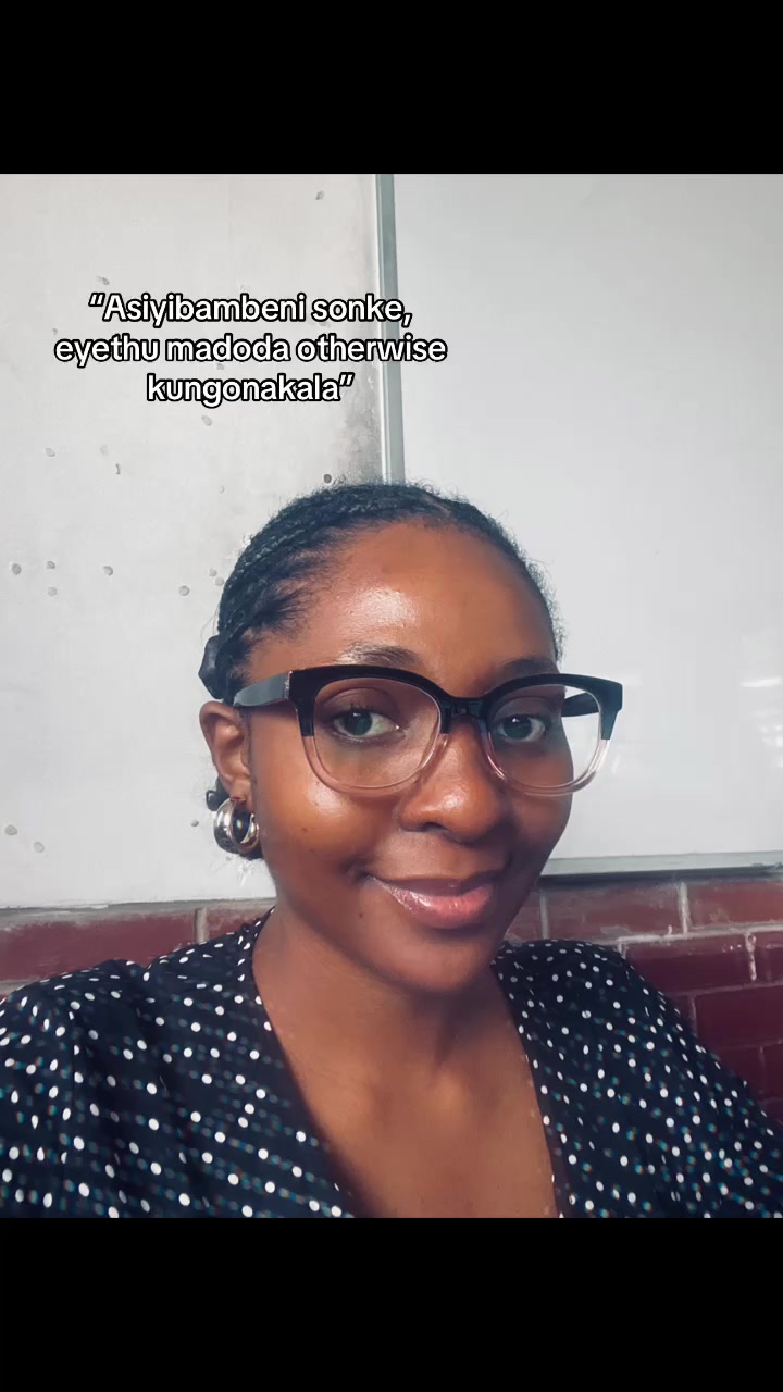 @LunzuluBookishSpace