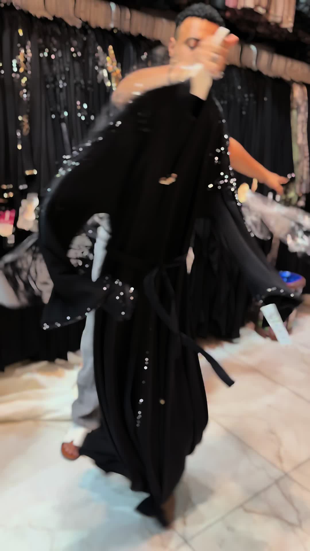 @سنتر سنيوريتا للعبايات الخليجي