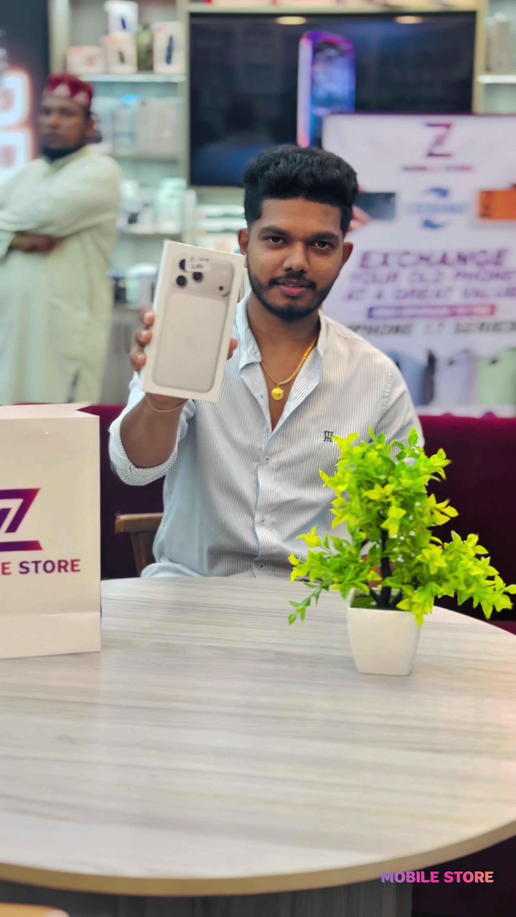 @MOBILE STORE