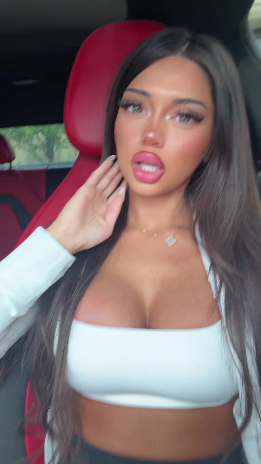 @bellaasagee