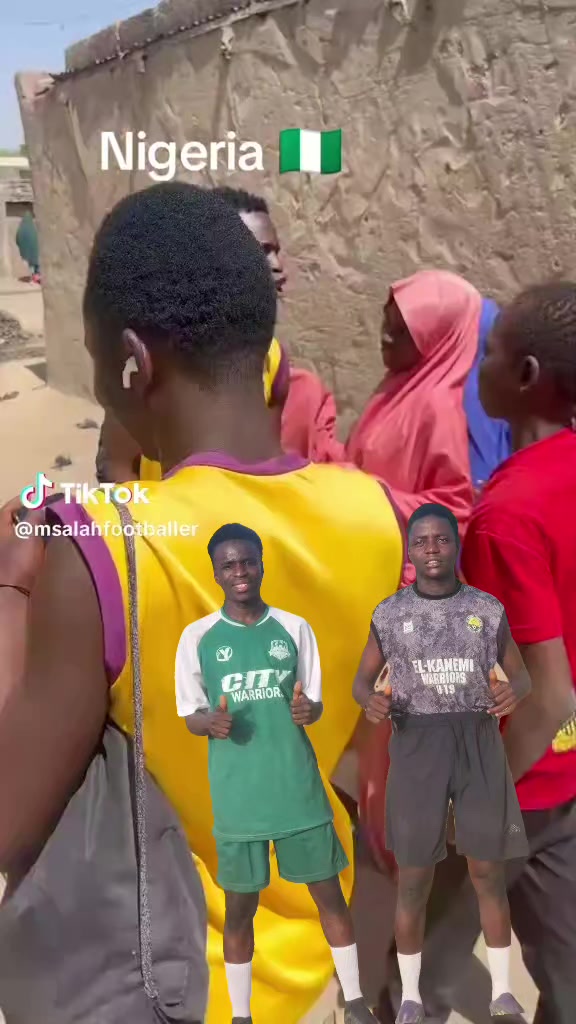 @itz bolomson footballer