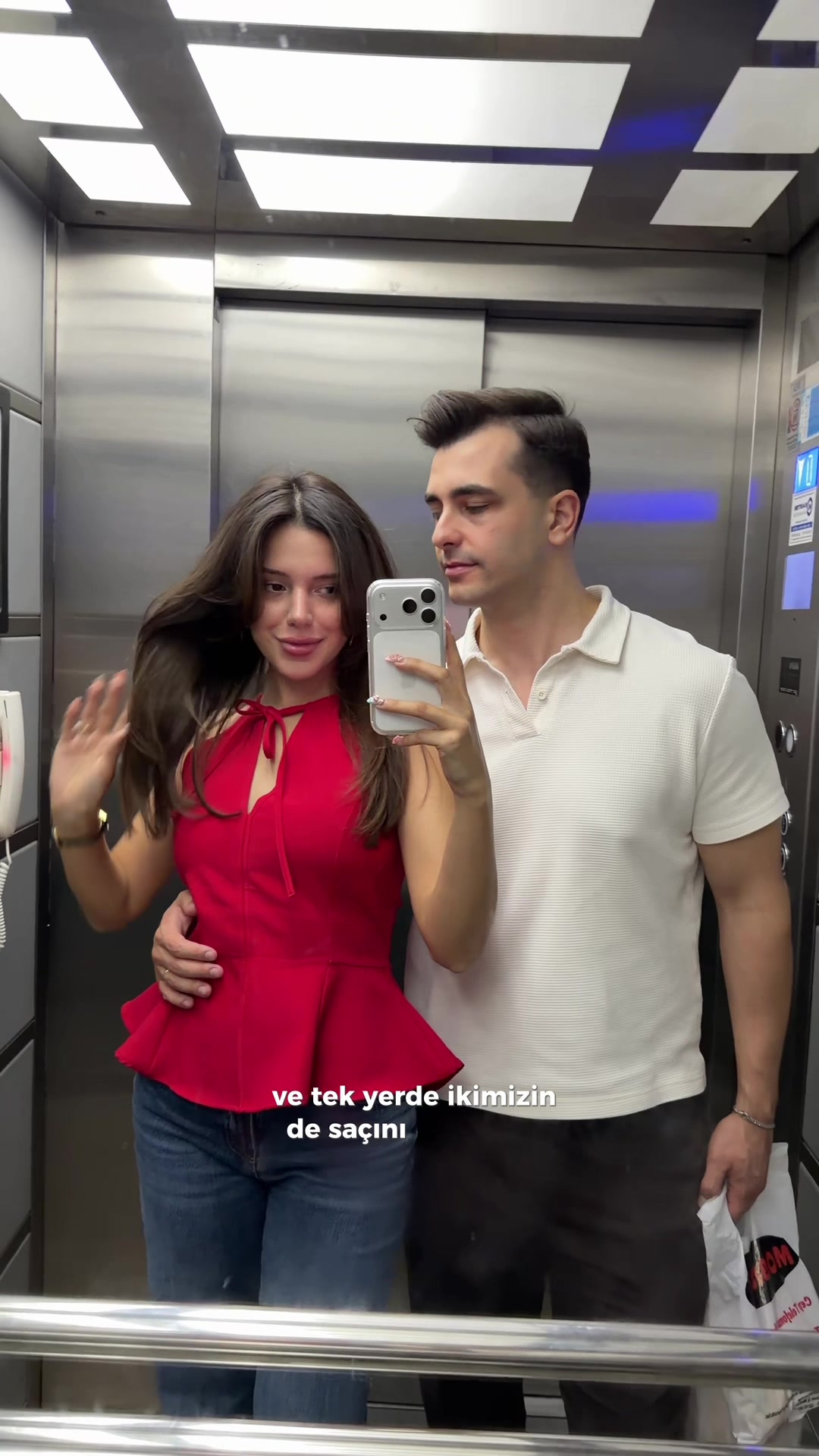 @Mısra 🎀🪞🦌🎐💮