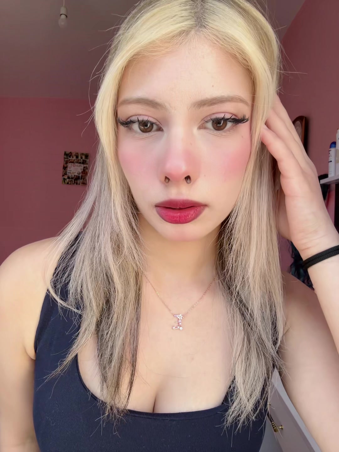 @llarem