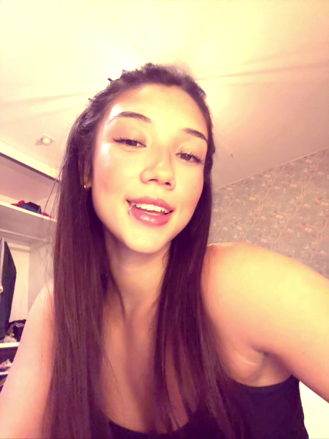 @Liv