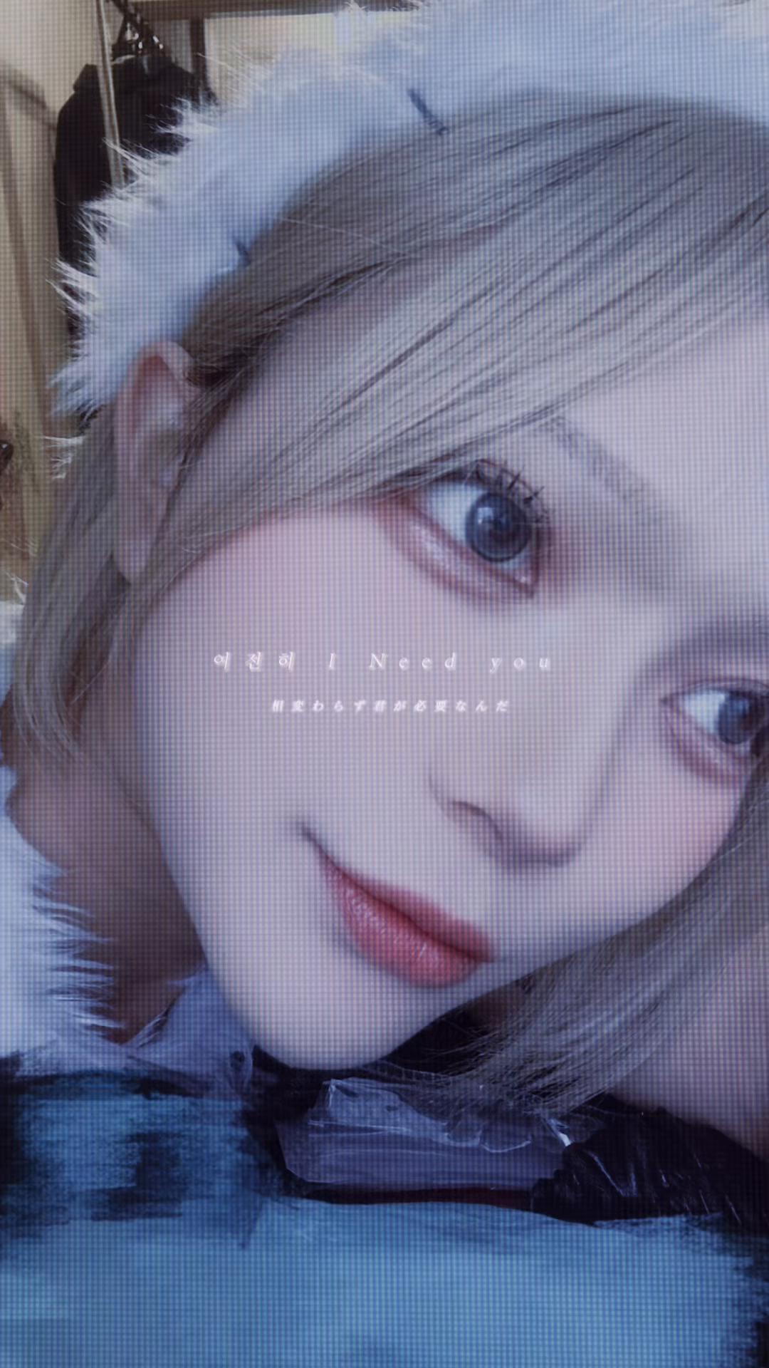 @るりにゃん