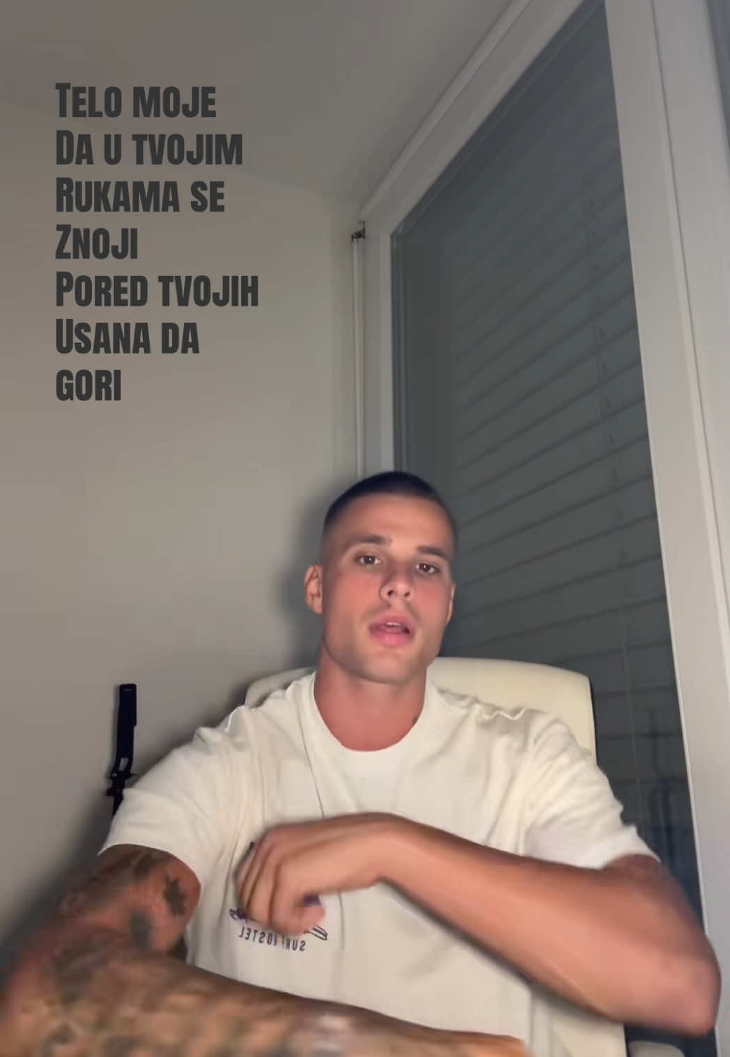 @🪽