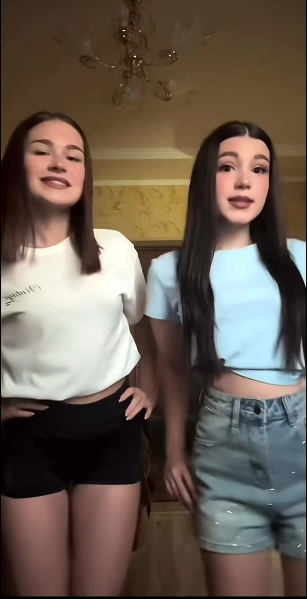 @𝑽𝒆𝒓𝒐𝒏𝒊𝒌𝒂🐰