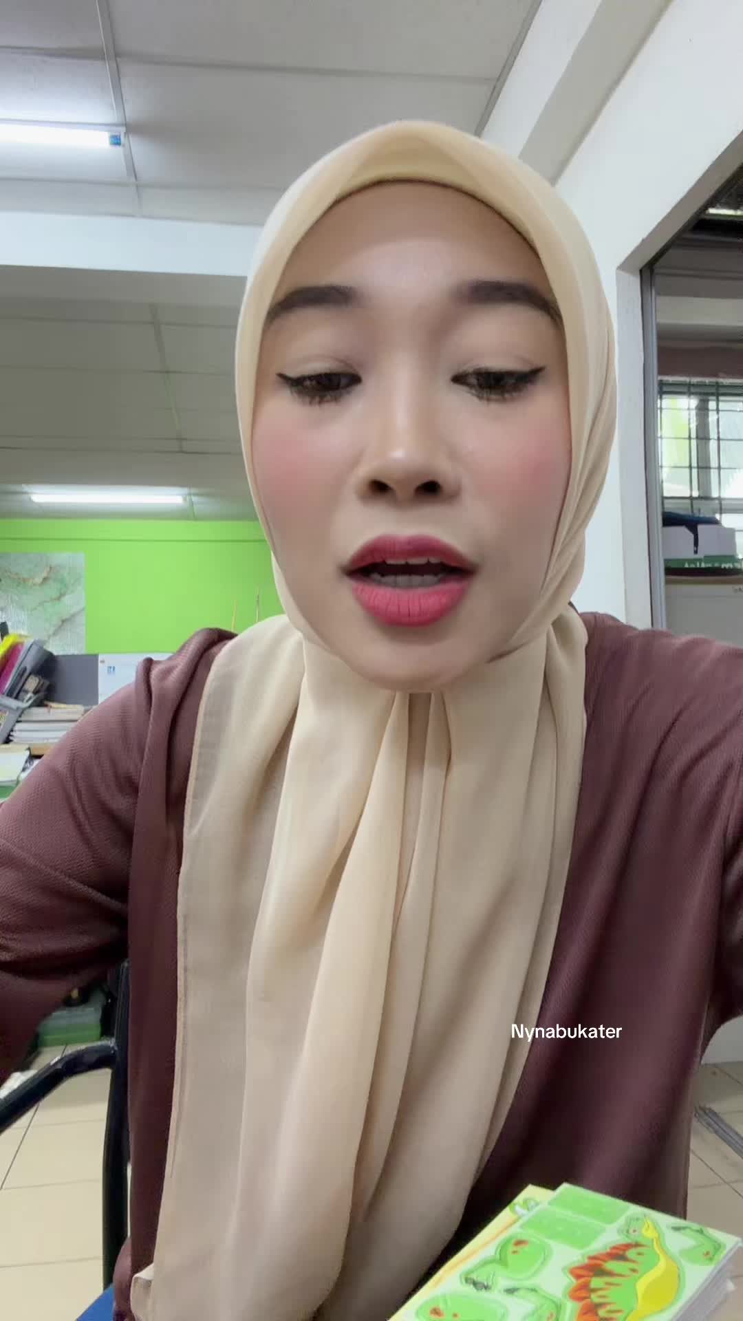 @Nynabukater