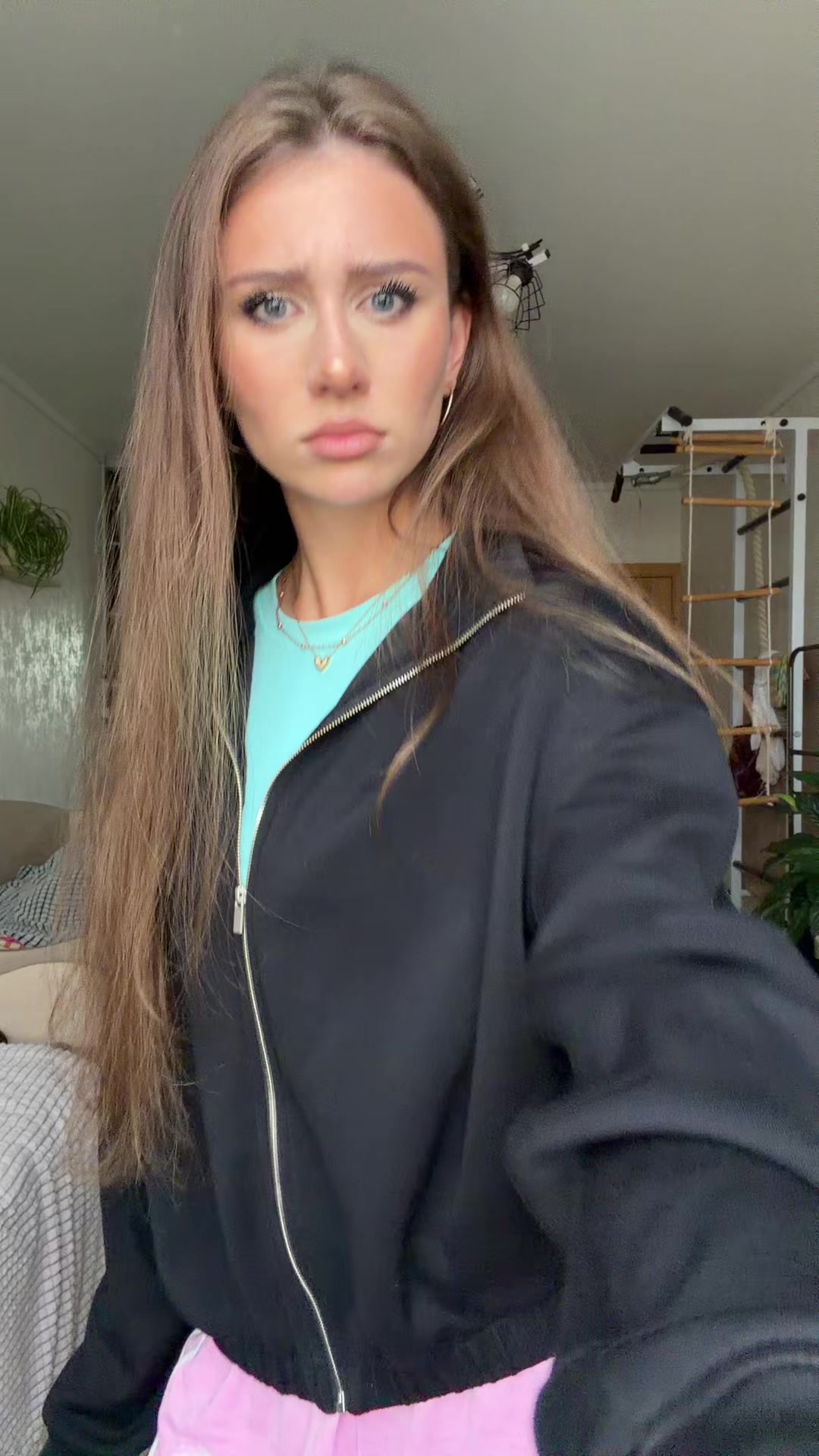 @Чиполина