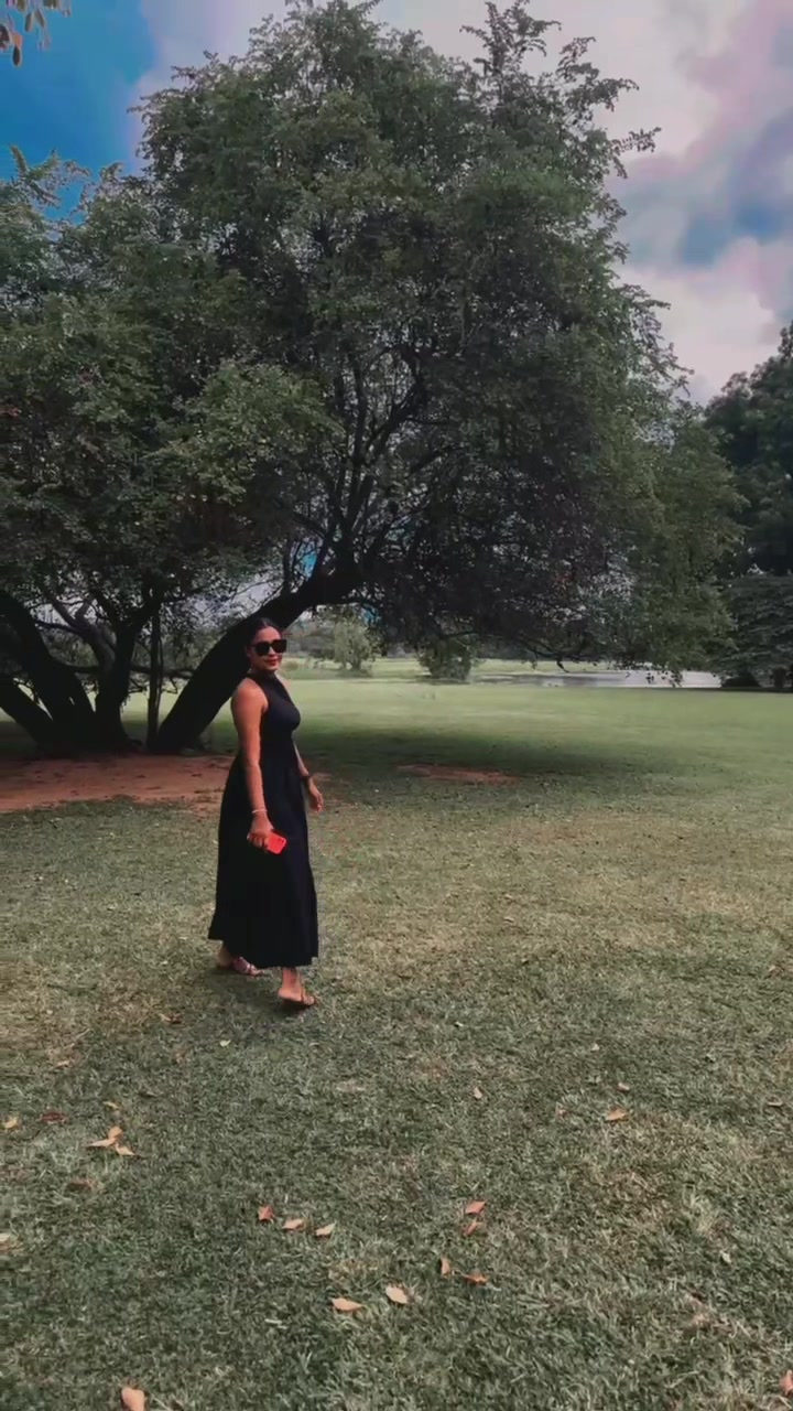 @Sunari- සුනාරි- சுனாரி