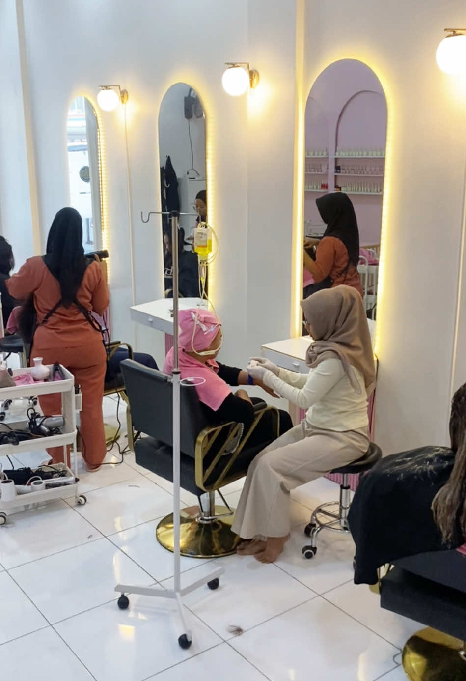 @Ayeshaa Beauty Care