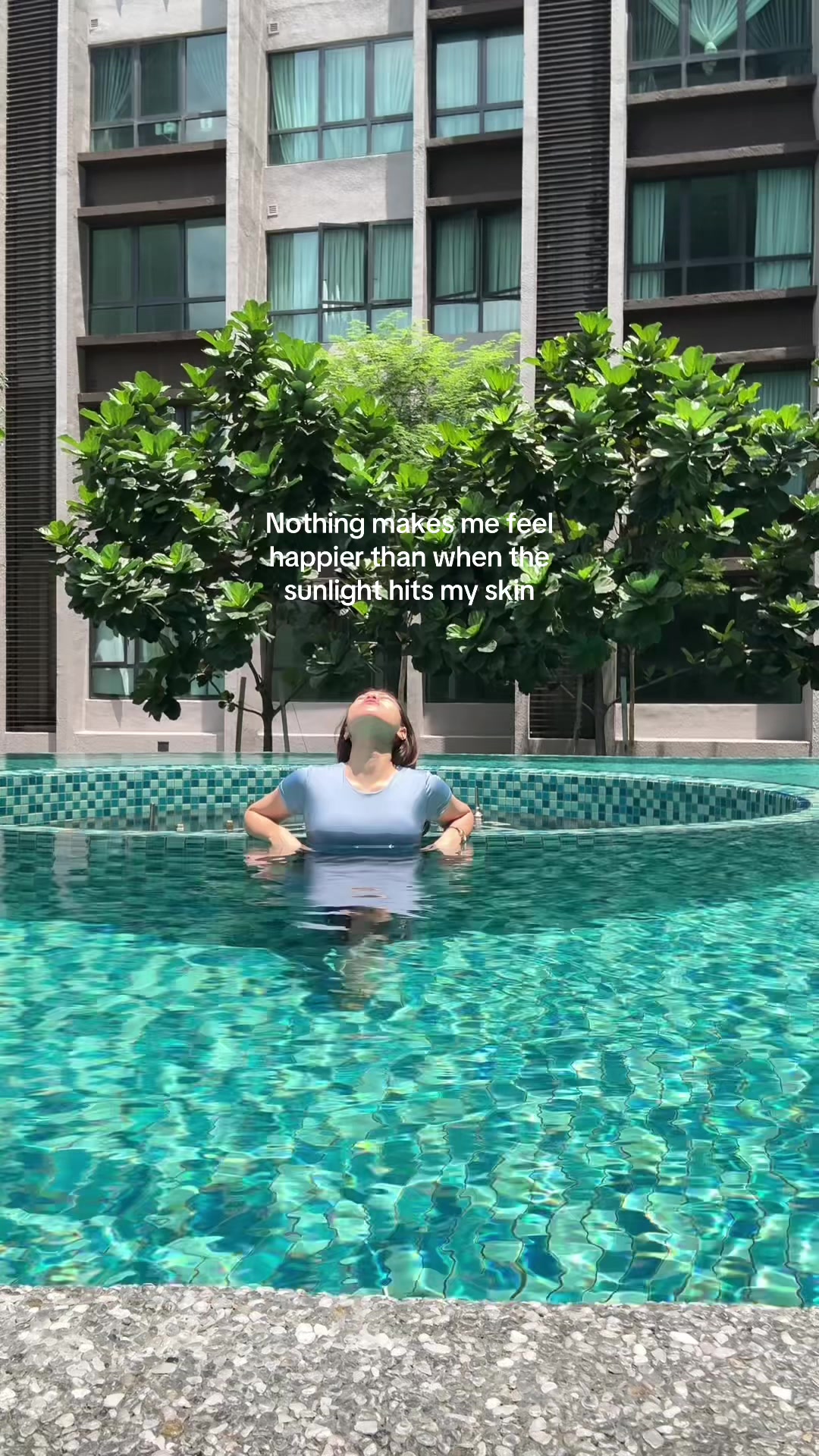 @Sarabloom