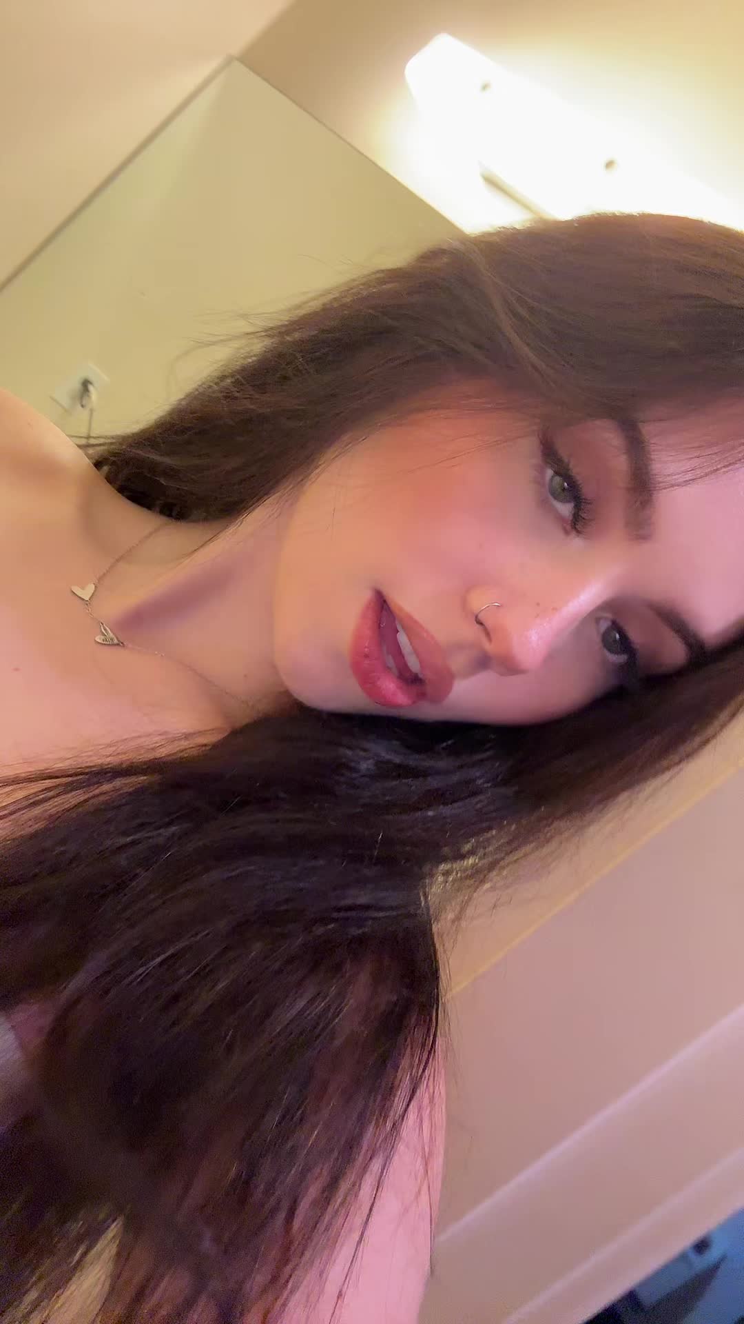 @Ella